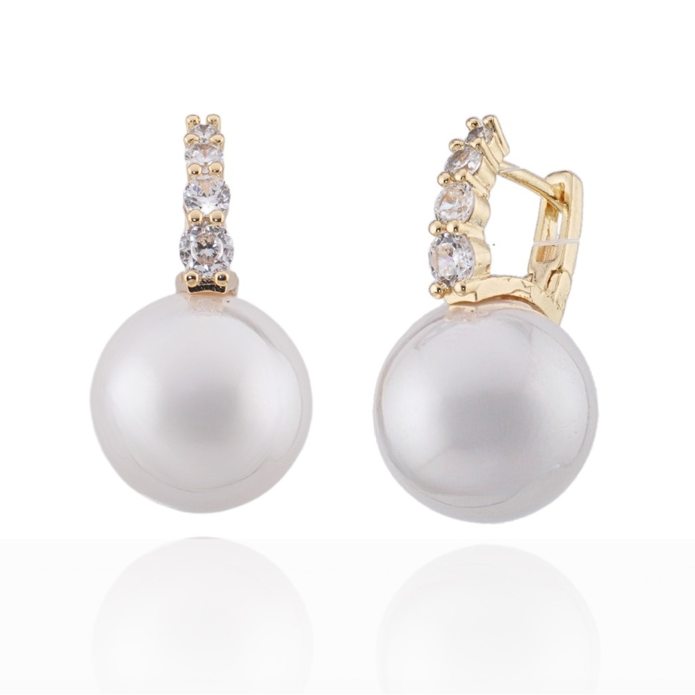 Sterling Silver Shell Pearl Drop Earrings